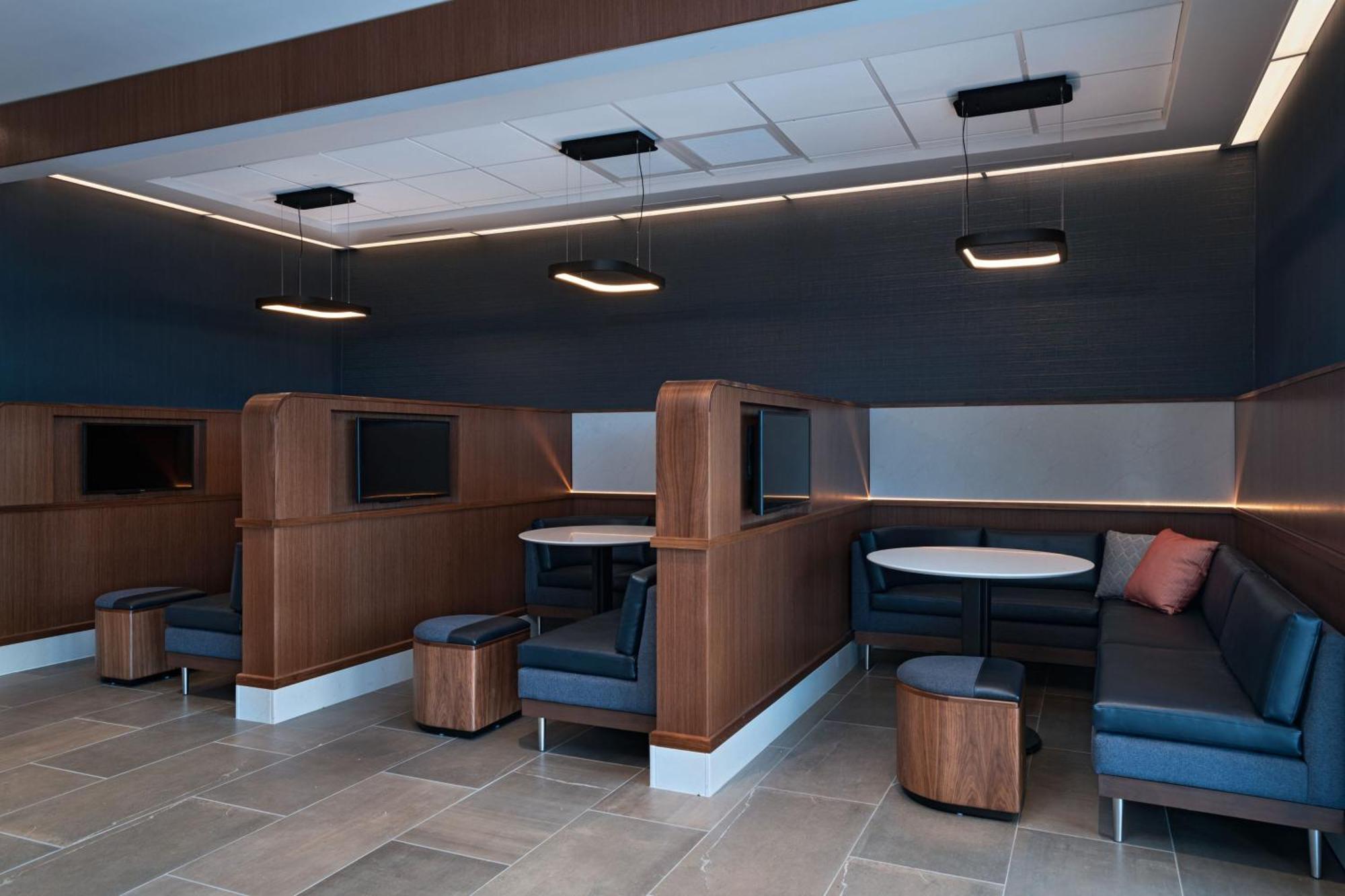 Hotel Courtyard By Marriott North, Air Force Academy 3*